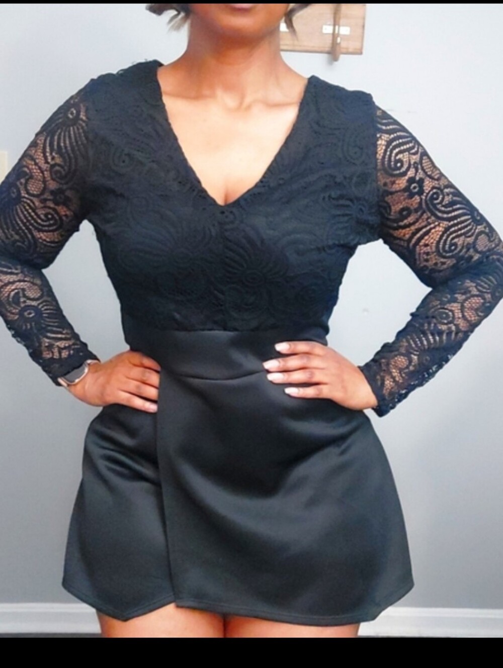 Fashion To Figure Romper Women 1X‎ Black Excellent Lace Long Sleeve Wrap Front